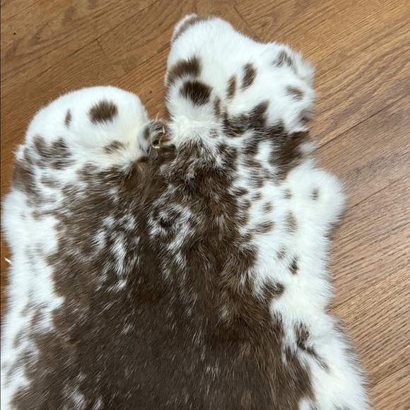 A428 rabbit pelt - Picture 3 of 3